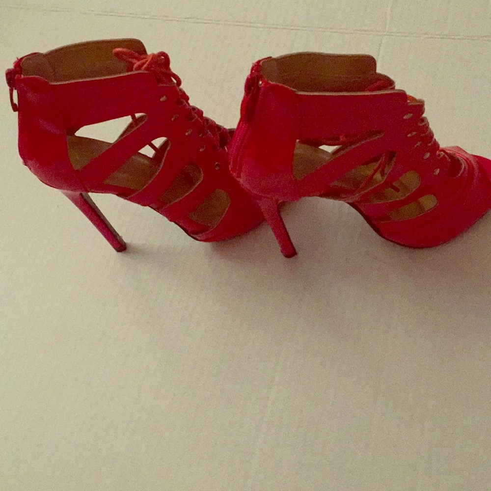 Forever Women Shoes Red Color Size 51/2